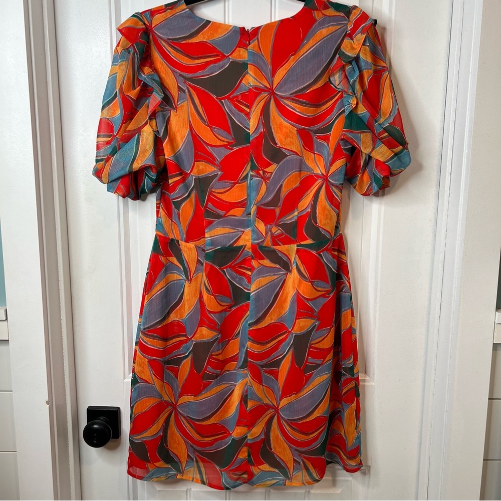 Adelyn Rae Pauline Puff Sleeve Blood Orange Multi Leaf Print Mini Dress. Size M. - Picture 7 of 16